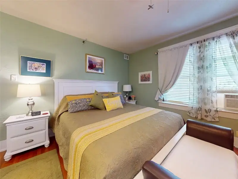 Historic Home and Turnkey Bed & Breakfast in Downtown Daytona Beach