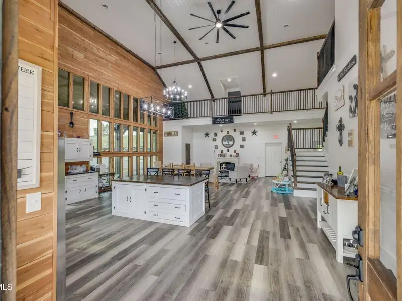 Custom Barndominium on 3 Acres with Pool and Income-generating Garage in Tennessee