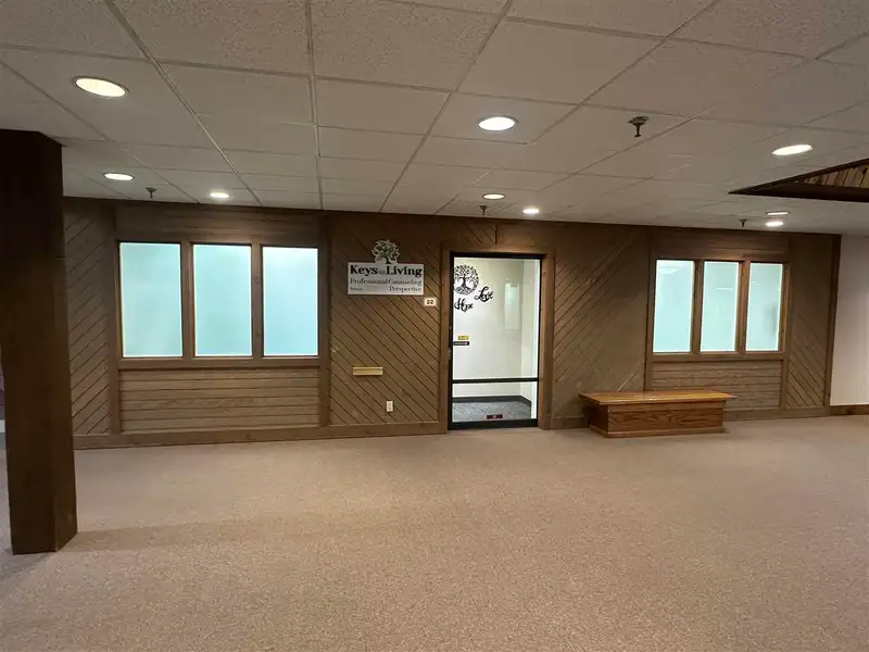 Investment Opportunity: Leased Office Suite in Eastdale Plaza, Move-in Ready