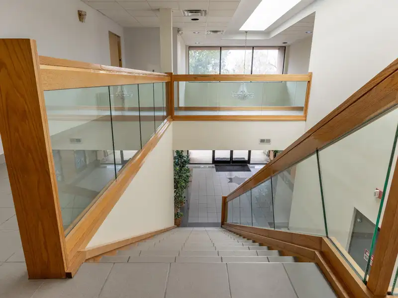 Cleveland, Tn Office Suites for Lease - Newly Remodeled, 2,400 & 2,164 Sq Ft