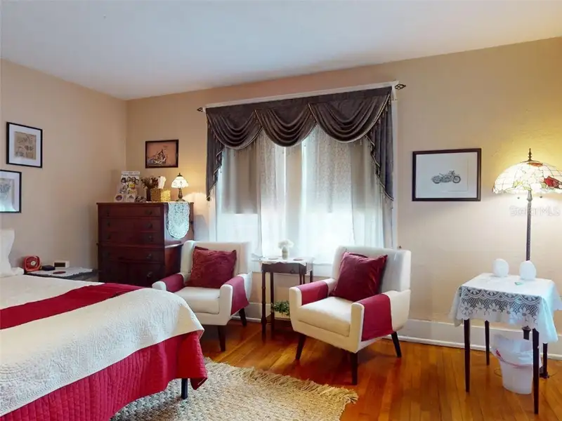 Historic Home and Turnkey Bed & Breakfast in Downtown Daytona Beach