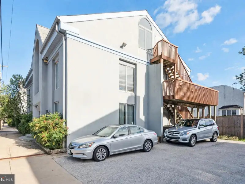 Versatile 5,000 Sq Ft Office Building in Central Media, Pa with Potential for Conversion