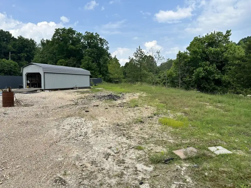 Commercial Restaurant with Rv Hookups and Additional Lot Near I-40 Exit 152