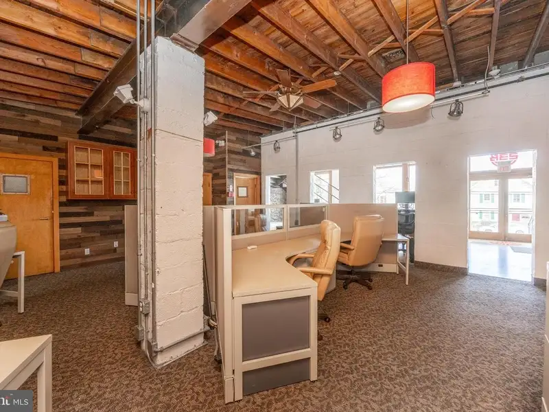 Versatile 5,775 Sf Office Building in Wayne, Pa with Modern Finishes and Executive Suite