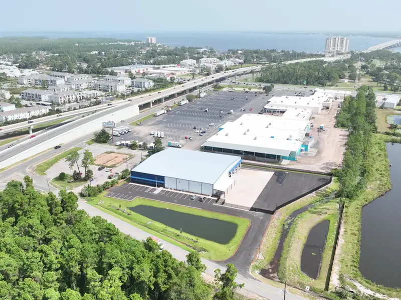 Prime Commercial Lease Opportunity in Bay County - 77,596 Sf Building with Flexible Uses
