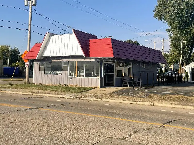 Downtown Oshkosh Commercial Space with Parking, Patio, and Existing Liquor License