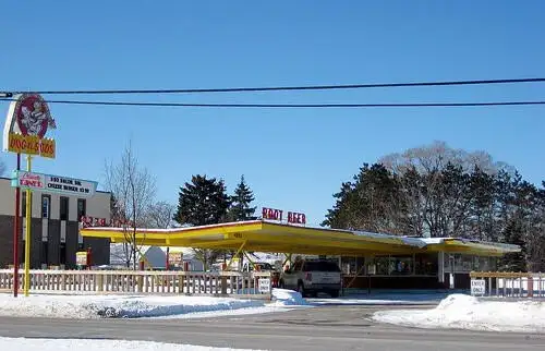 Established Drive-in Restaurant in High-traffic Norton Shores Location