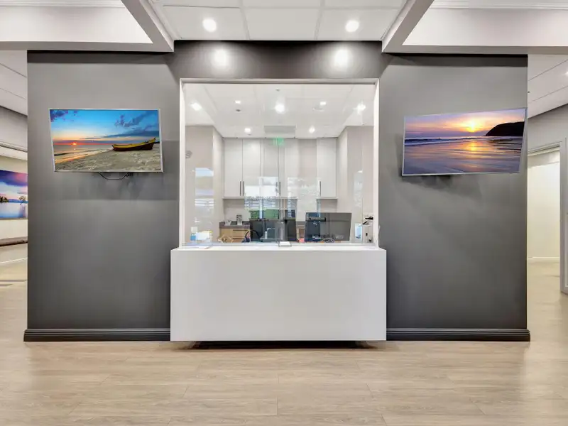 Renovated 5,194 Sf Commercial Building on Federal Highway, Delray Beach