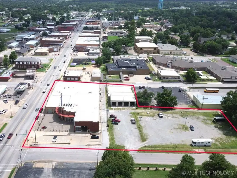 Historic Building on Main Street, Bristow - Renovated 1923 Structure with Garage and Prime Location