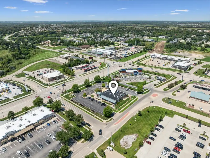 High-visibility Restaurant Property with Long-term Nnn Lease in Cedar Rapids