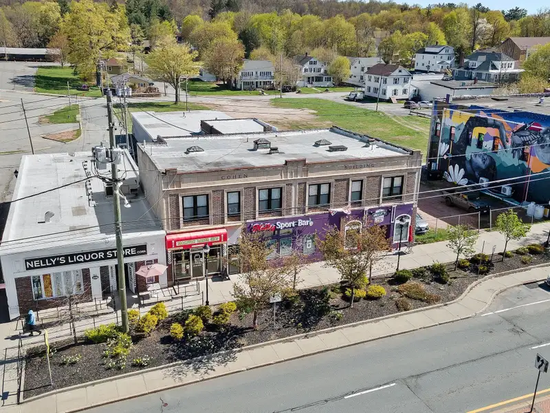 Upscale Private Office Spaces in Restored Monticello Building with Utilities Included