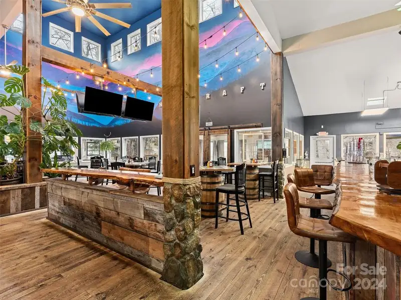 Commercial Restaurant and Brewery with Mountain Views in Maggie Valley