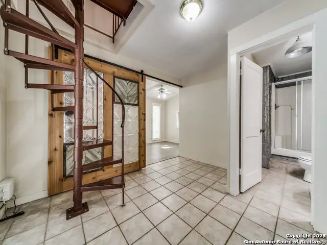 Historic Vintage Office Building with Additional Income Potential in Downtown Boerne