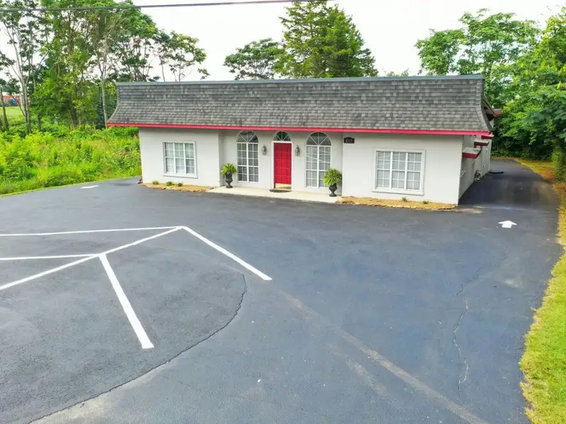 Office Building in Morristown with 6 Offices, Parking, and Large Commons Areas