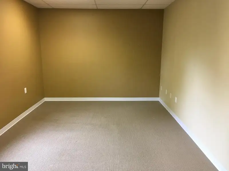 Spacious 1,215 Sf Office Condo in Highland Crossing Professional Office Park, Howard County