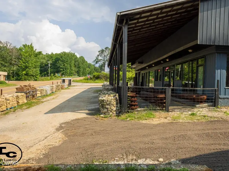 Versatile Commercial Property in Prime Location with Business Acquisition Option