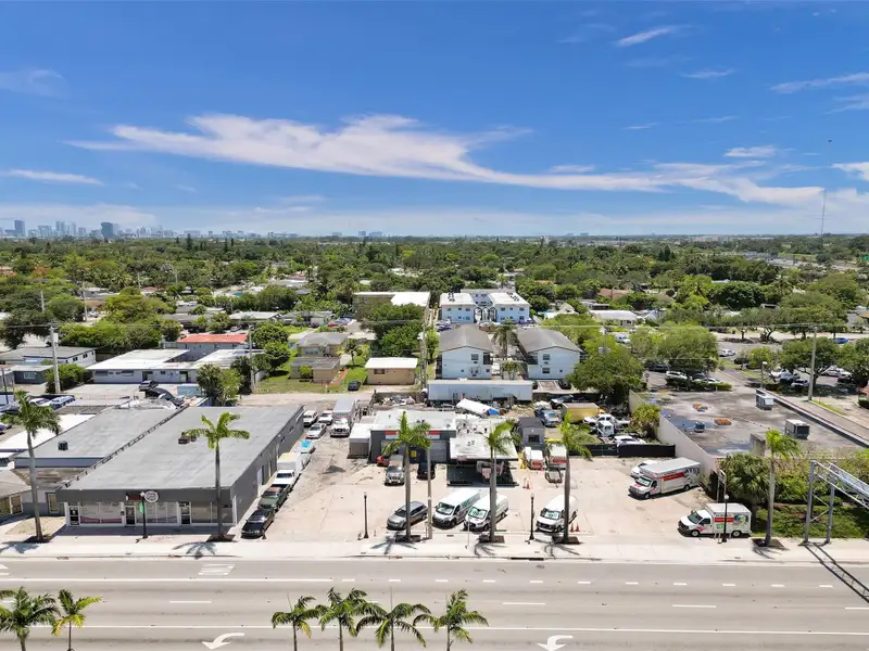 Prime Rc-1 Zoned Multifamily Development Opportunity on Hollywood Blvd