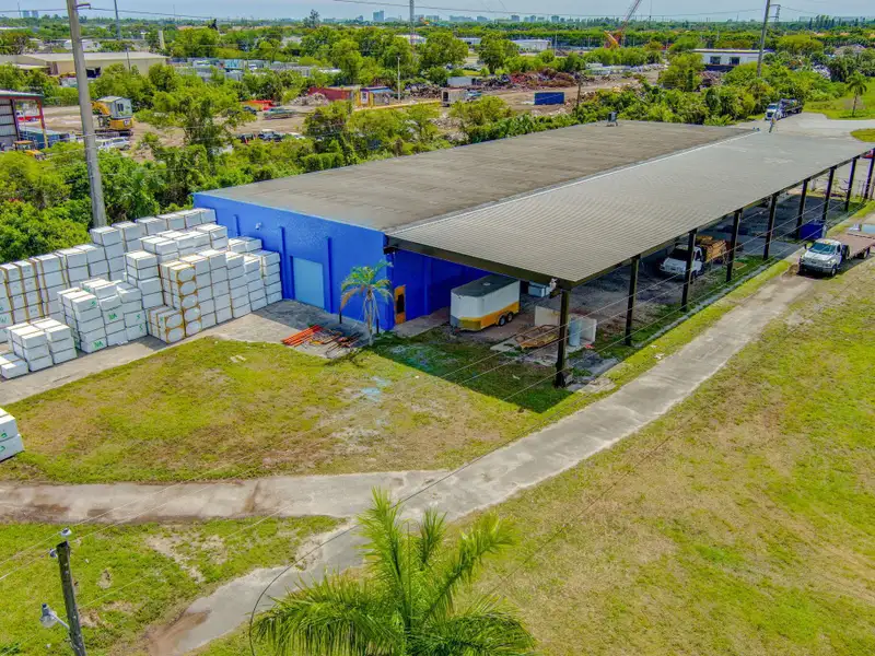 Versatile Industrial Building with Office Space and Storage on 2.71 Acres in Riviera Beach, Fl
