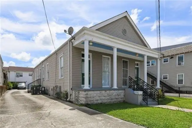 Versatile Commercial Property on Lafayette Street in Historic Old Gretna