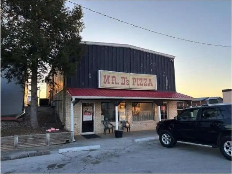 Multi-building Commercial Property with Restaurant and Warehouse on Langdon St and Hwy 80