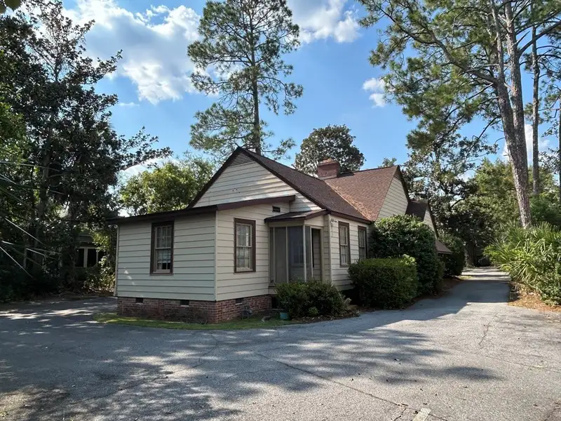Historic Professional Office Building in Prime Valdosta Location with Modern Amenities