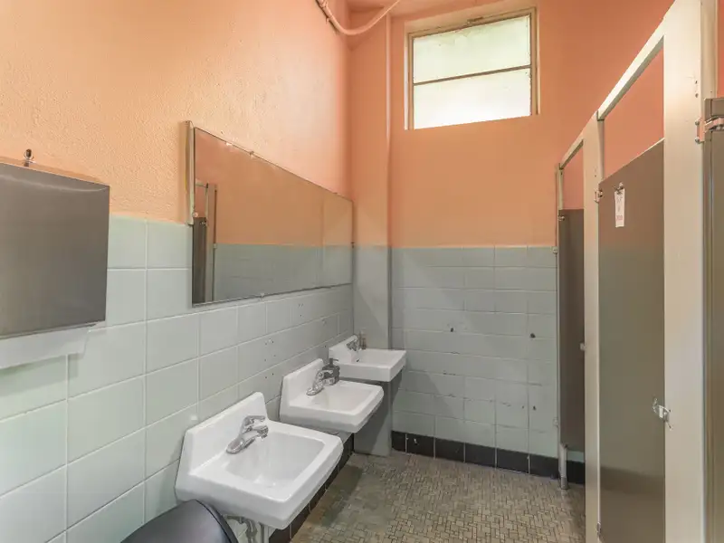Commercial Lease