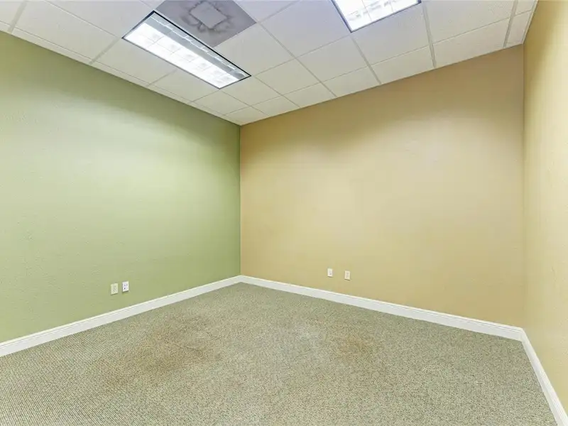 Professional Office Condo in Centrally Located Largo, 1830 Sq.ft with 7 Private Offices