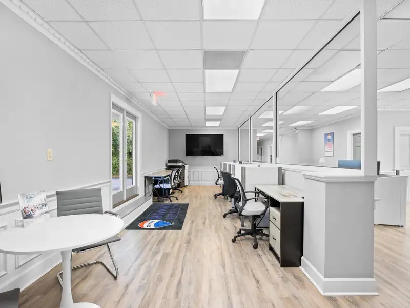 Standalone Commercial Building with Drive-thru in High-traffic Pawleys Island Location