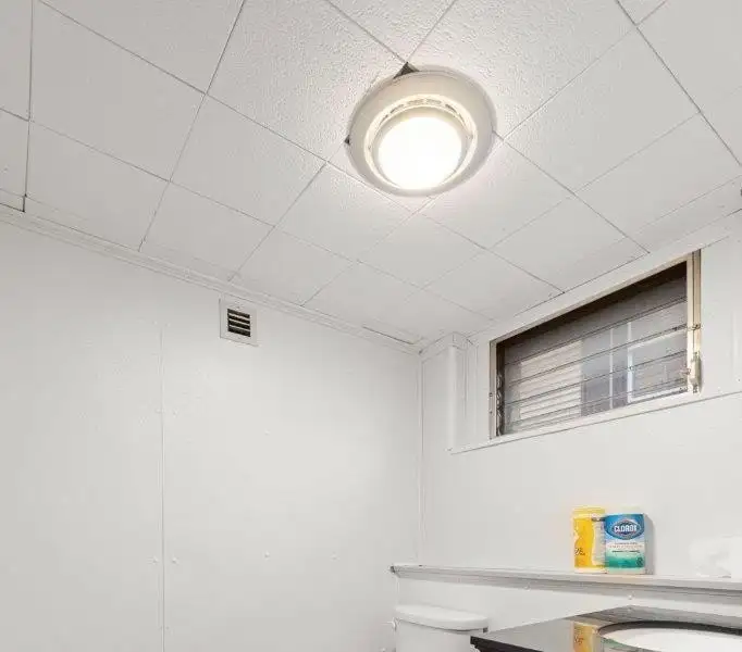 Flexible 4,000 Sf Commercial Building in Prime Location with High Visibility and Ample Parking
