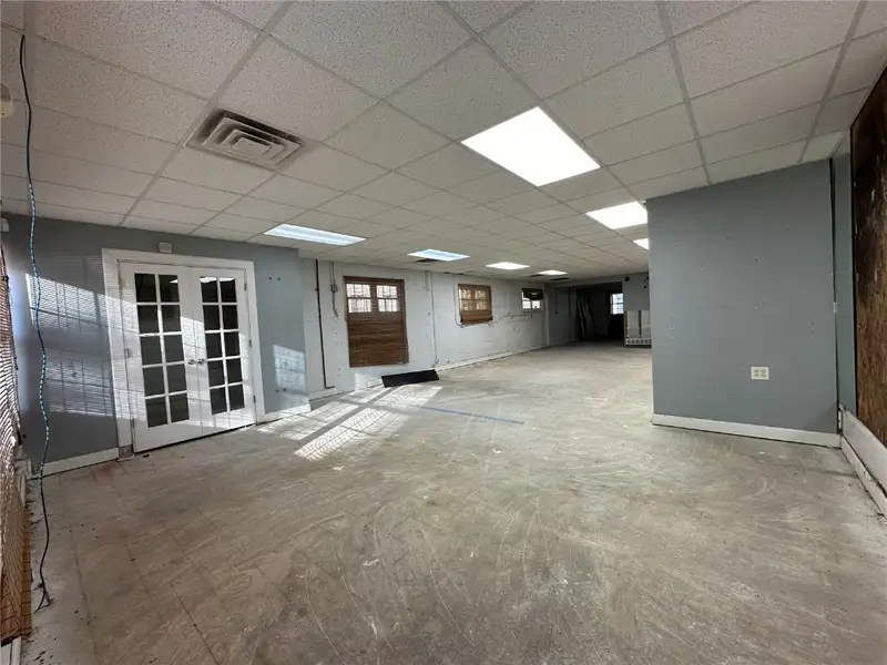 Standalone Commercial Space in Kingston Village Near Downtown and Mcgrath Amphitheatre