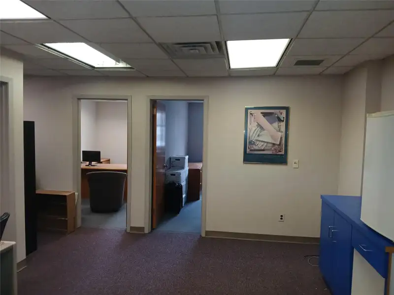 Office Suite for Lease in Westbury Village - 800 Sq Ft with Two Offices and Parking