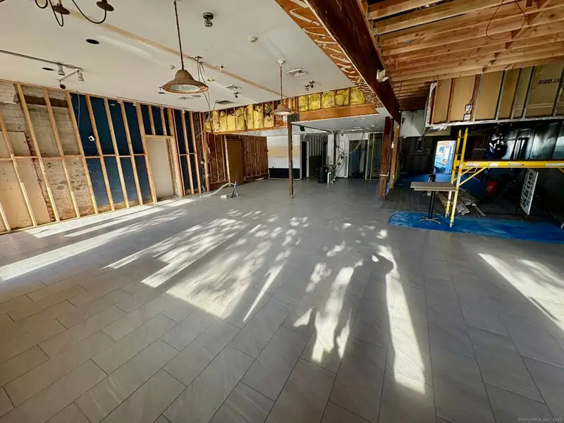 Prime Downtown Branford Restaurant/retail Space with Parking and Renovation Potential