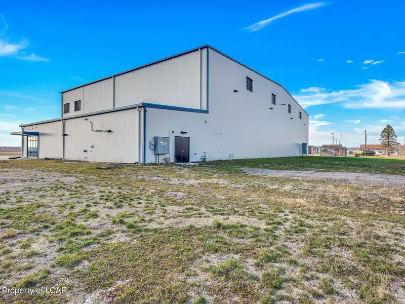 16,000 Sq Ft Hangar for Sale or Lease at Hazleton Regional Airport