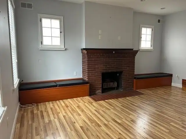 Versatile 750 Sq Ft Office Suite in Prime Village of Walden Location