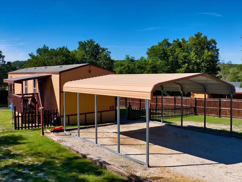 10-acre Mobile Home Community with 5 Units, Fenced, Workshop, and Growth Potential