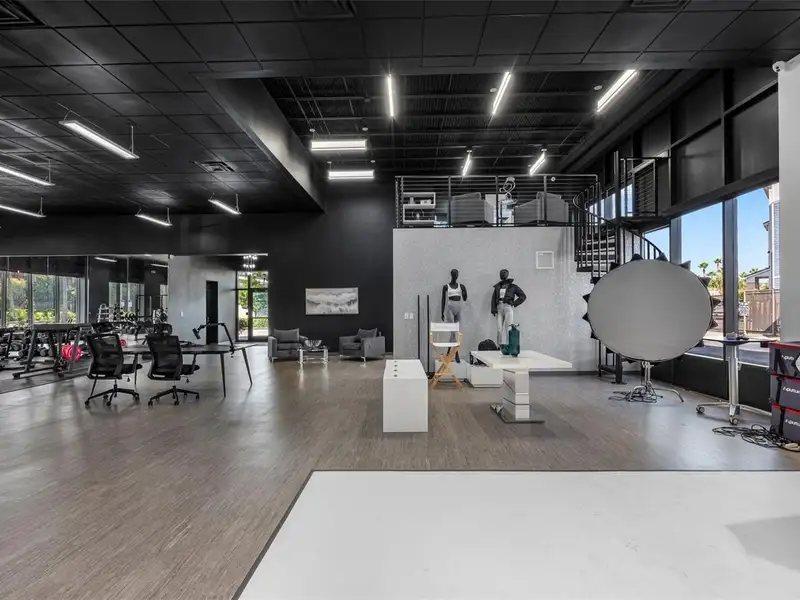Premium Corporate Office Space with Helipad on U.s. 19 N, Clearwater