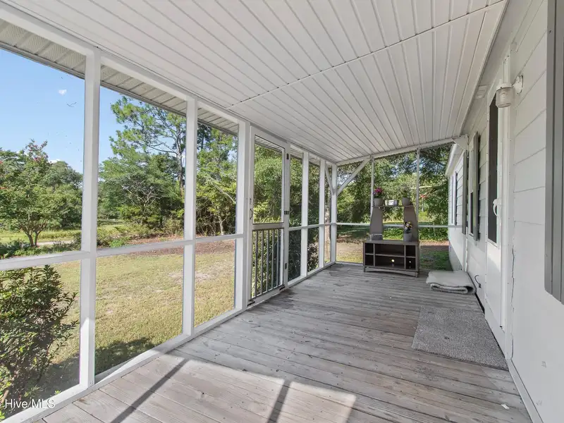 Coastal Live/work Property with 3-bed Home and Flexible Commercial Space