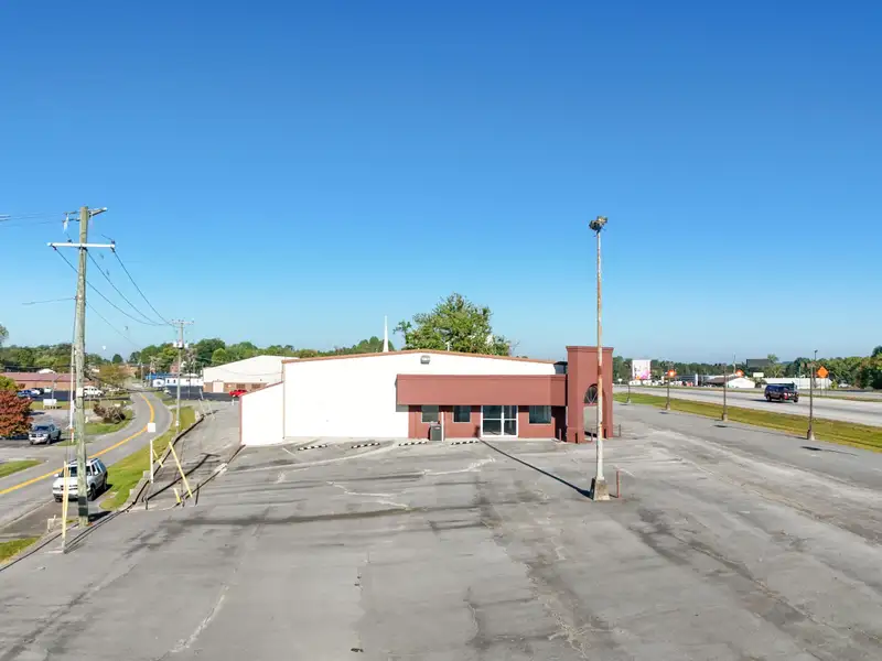 Versatile Commercial Property on Highway 25 N, Corbin with Showroom and Office Spaces