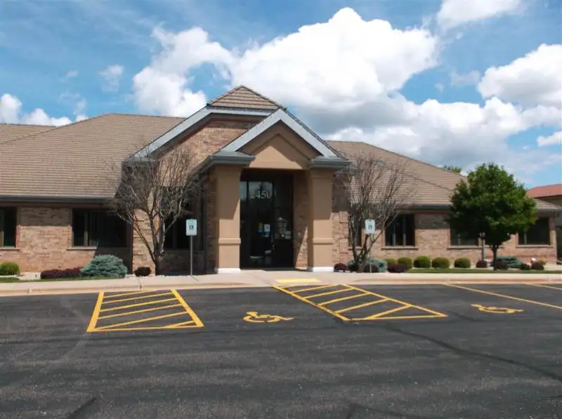 Class a Office Condo for Lease in Oshkosh - 9000+ Sf with Multiple Offices and Parking