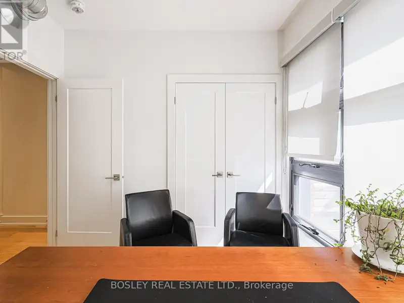 Versatile 700 Sq Ft Office Space in Dovercourt Village, Toronto