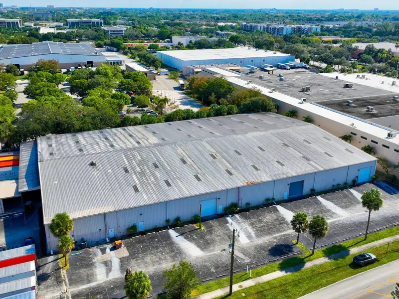 Deerfield Beach Office and Warehouse Space for Lease, 1286 Sq. Ft. Office, 47,604 Sq. Ft. Warehouse