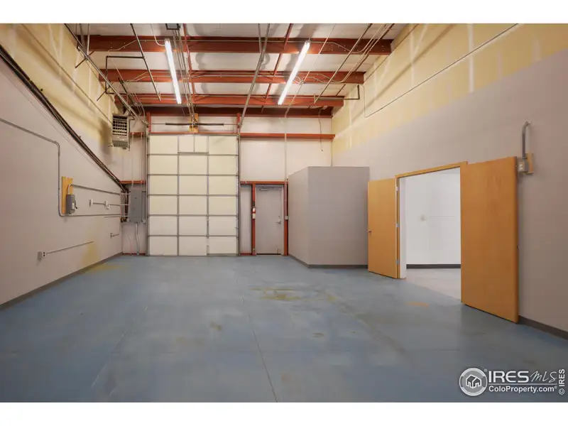 Industrial Office/warehouse for Lease in Loveland, Co - 5,057 Sf with Office Space