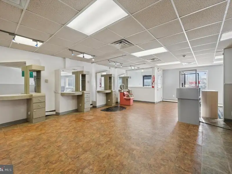 Mixed-use Property with Retail Space and 3-bedroom Apartment in Upper Darby