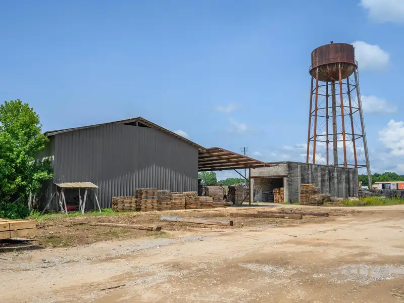 Turnkey Commercial Sawmill and Pallet Company on 40 Acres in Prime Industrial Location