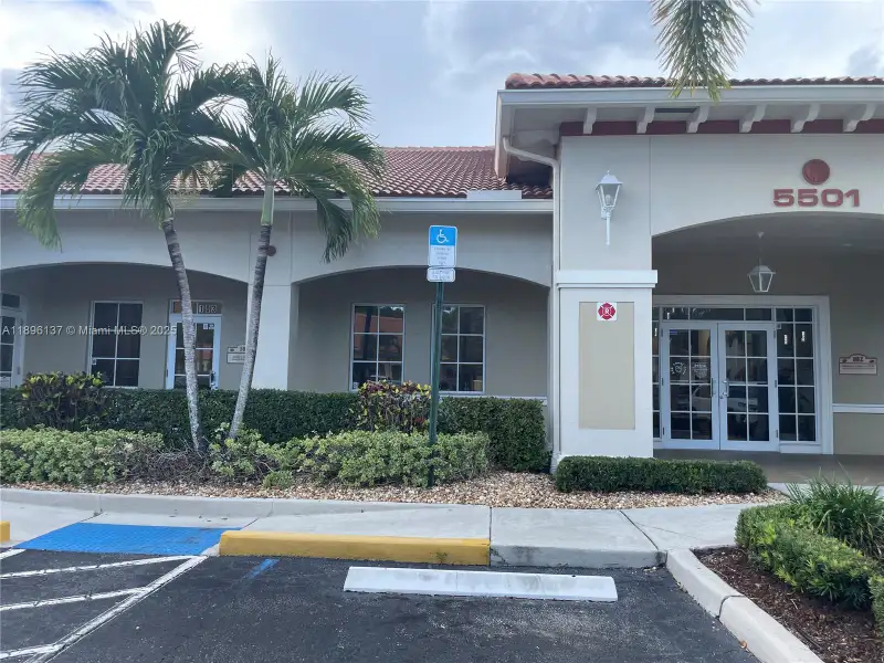First-floor Office for Sale in Coral Springs Professional Campus, 1,479 Sq. Ft.