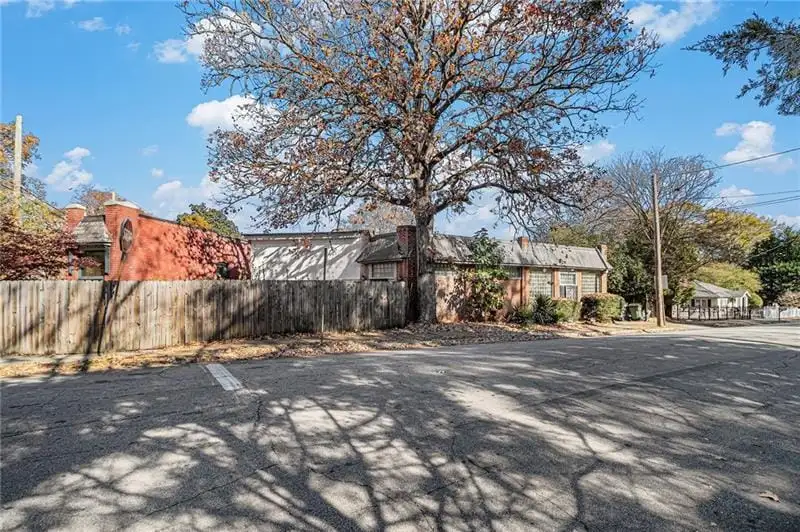 Historic 1930 East Atlanta/ormewood Park Live/work Property with Mixed Use Zoning