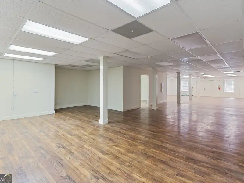 Versatile 7,900+ Sq Ft Medical Office Building in Prime Location Near Hospital