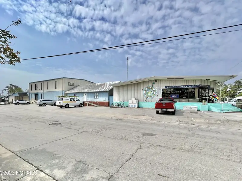 Prime Waterfront Mu-1 Development Opportunity in Historic Oriental, Nc with Deepwater Dockage
