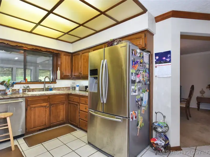 Live-work Property: 2000 Sq. Ft. Office Building with House on 1.25 Acres