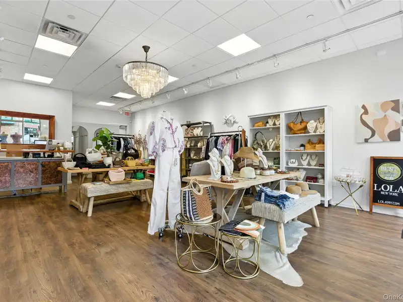 Premier Retail Space for Lease in Downtown Tuckahoe, Across from Metro-north Station